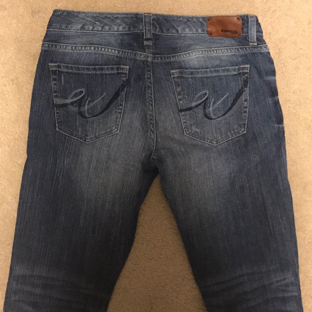 Express Distressed Jeans